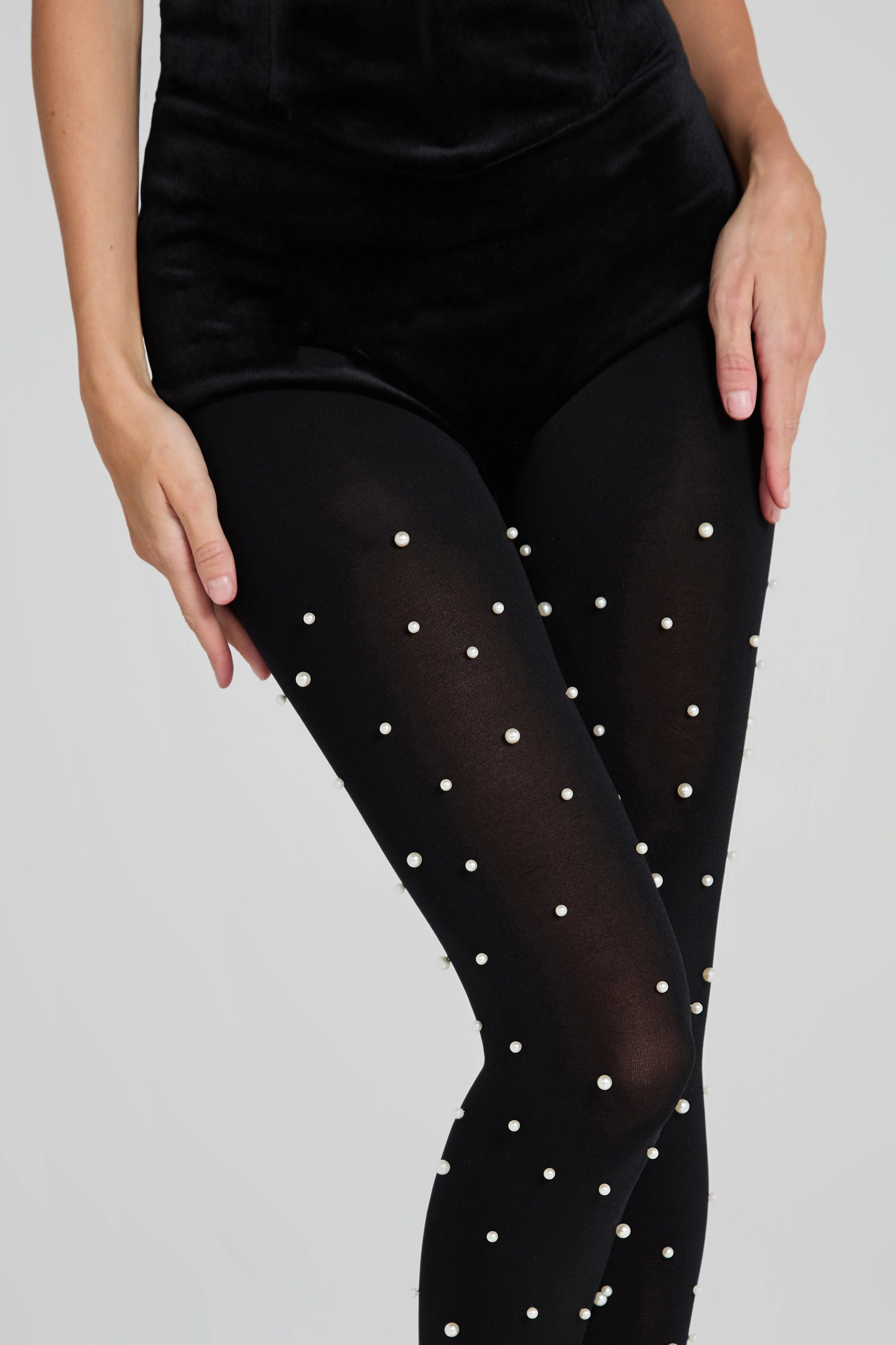 Diana Black Tights - Image 3